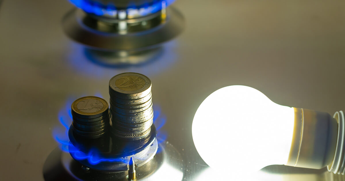 Costi luce e gas: Come abbassare le bollette dicendo addio al gas